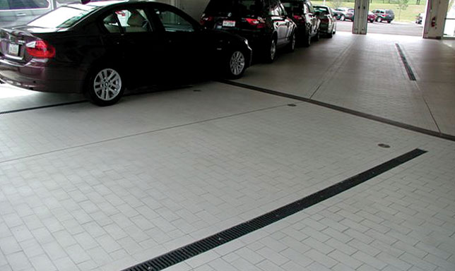 img_Autoservice_Dealership03